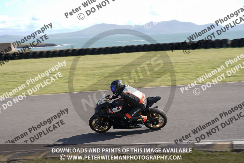 anglesey no limits trackday;anglesey photographs;anglesey trackday photographs;enduro digital images;event digital images;eventdigitalimages;no limits trackdays;peter wileman photography;racing digital images;trac mon;trackday digital images;trackday photos;ty croes